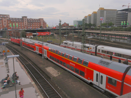 North end track entrance for the Hauptbahnhof.